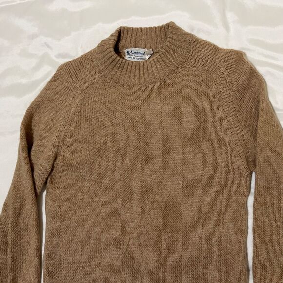 Alexander’s Sweater 100% Pure Wool Shetland Made In Scotland Size S Tan - Picture 8 of 15